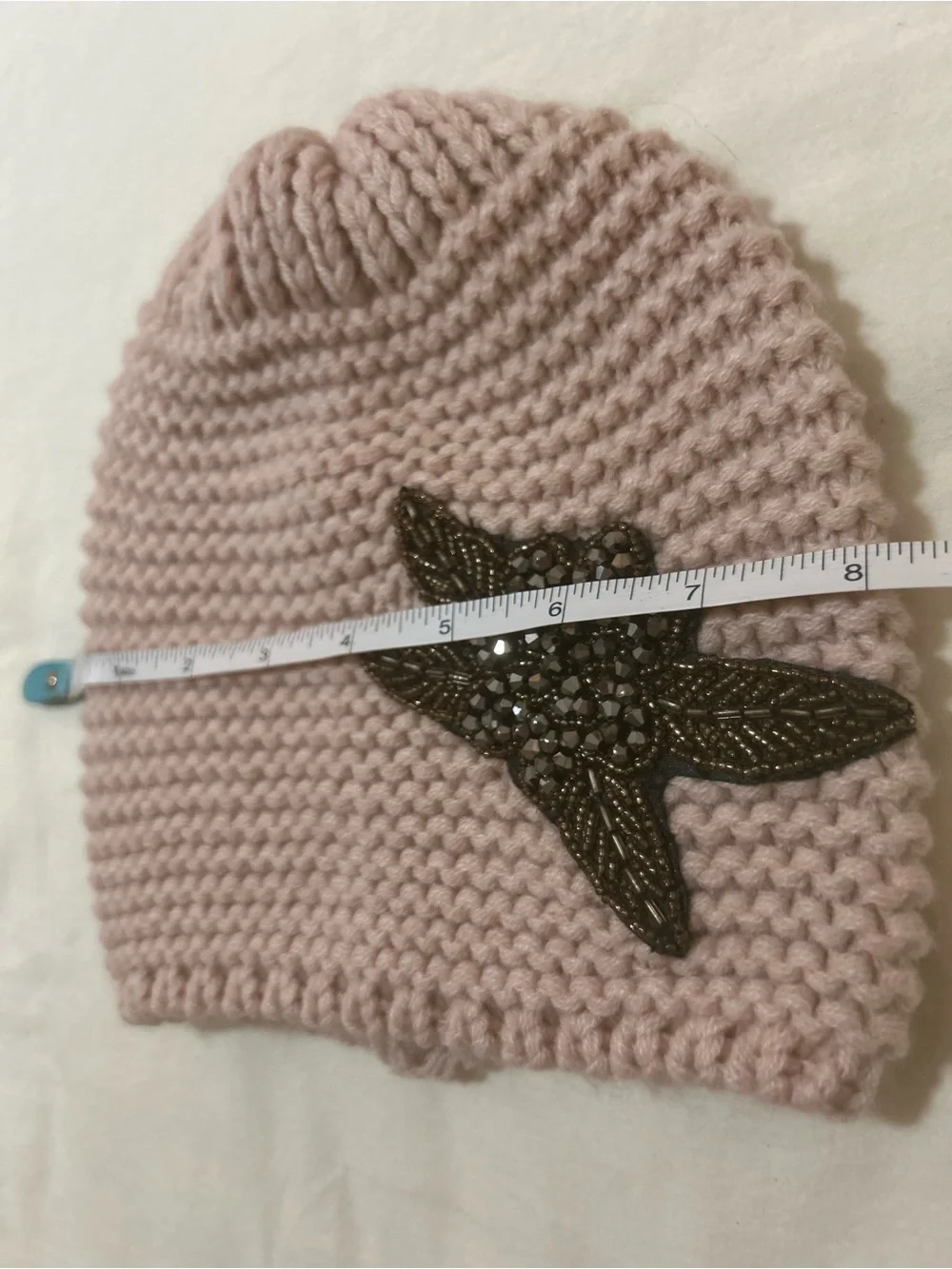 David and Young Blush Pink Sequined Floral Leaf Patch Chunky Knit Beanie Hat OS